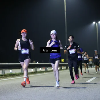 Runner Photo 7325031