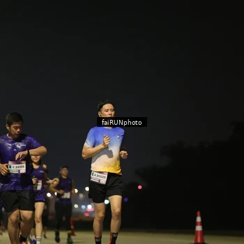 Runner Photo 7325041