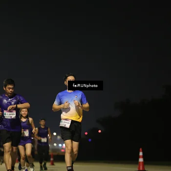 Runner Photo 7325042