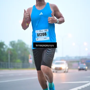 Runner Photo 7325048