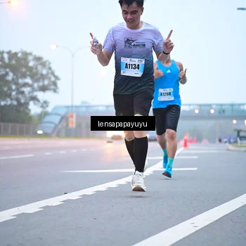 Runner Photo 7325056