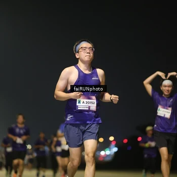 Runner Photo 7325057