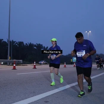 Runner Photo 7325087