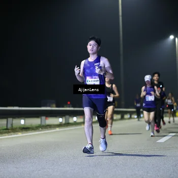 Runner Photo 7325098