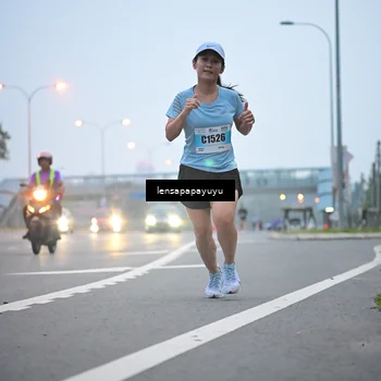 Runner Photo 7325105