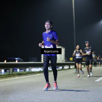 Runner Photo 7325115