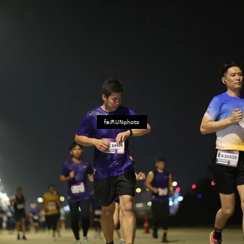 Runner Photo 7325116
