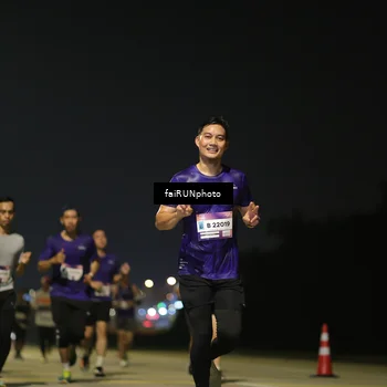 Runner Photo 7325142