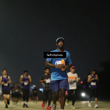 Runner Photo 7325165