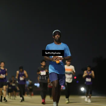 Runner Photo 7325174