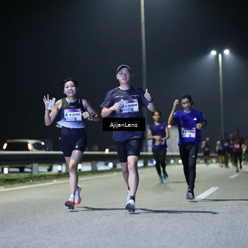 Runner Photo 7325197