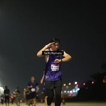 Runner Photo 7325240