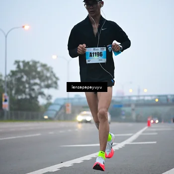 Runner Photo 7325251