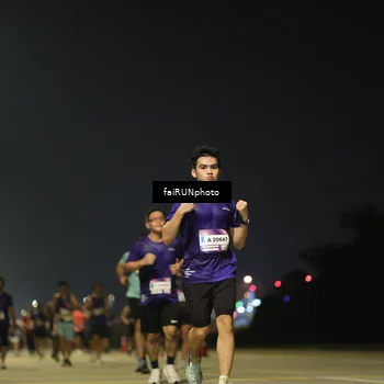 Runner Photo 7325298