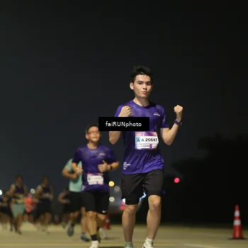 Runner Photo 7325323