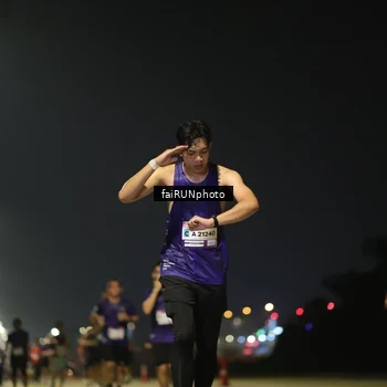 Runner Photo 7325340