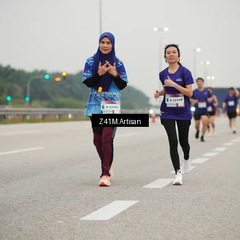 Runner Photo 7325398