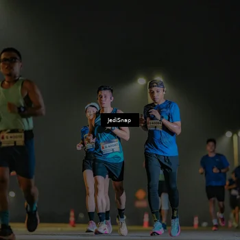 Runner Photo 7325401