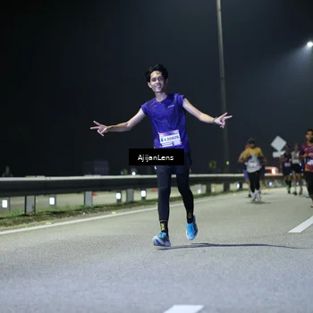 Runner Photo 7325410