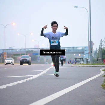 Runner Photo 7325428