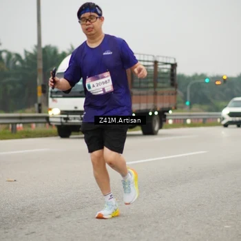 Runner Photo 7325457