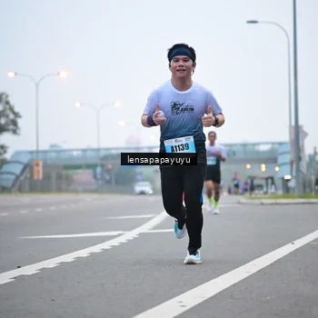 Runner Photo 7325462