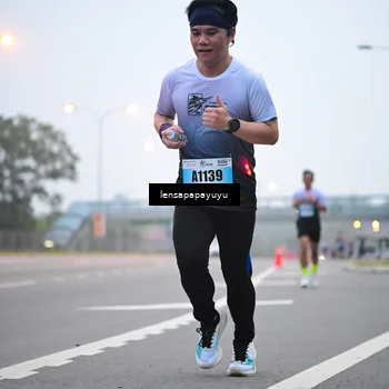 Runner Photo 7325480