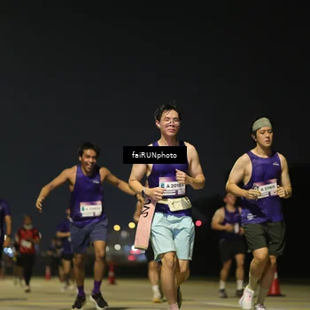Runner Photo 7325496