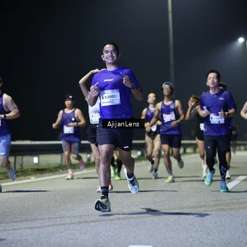 Runner Photo 7325498