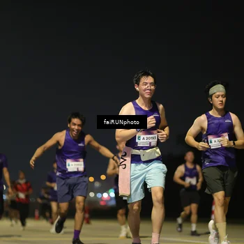 Runner Photo 7325505
