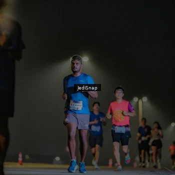 Runner Photo 7325510