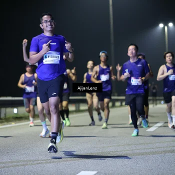 Runner Photo 7325511