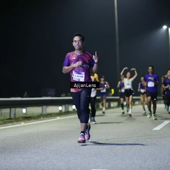 Runner Photo 7325518