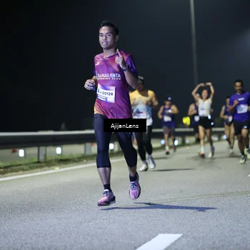 Runner Photo 7325527