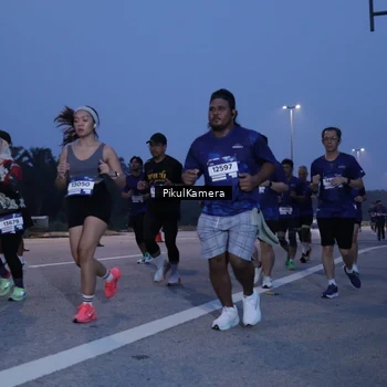 Runner Photo 7325544