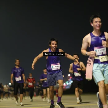 Runner Photo 7325545
