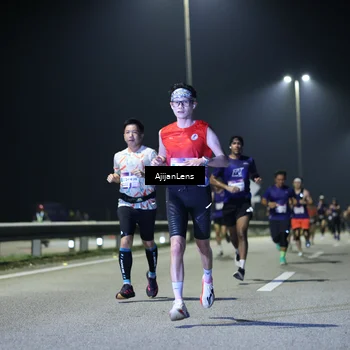 Runner Photo 7325613