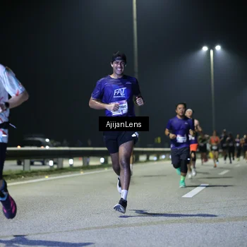 Runner Photo 7325653
