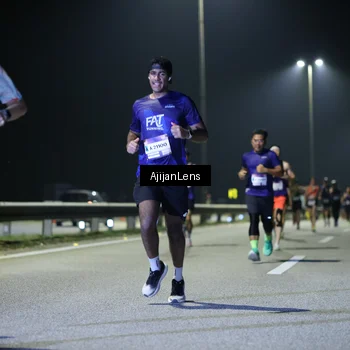 Runner Photo 7325654