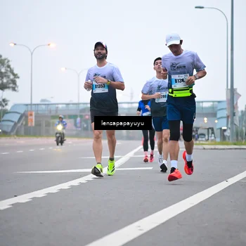 Runner Photo 7325665