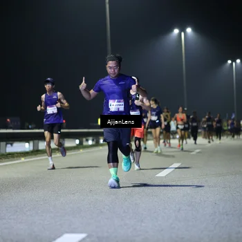 Runner Photo 7325668