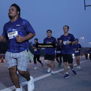 Runner Photo 7325670