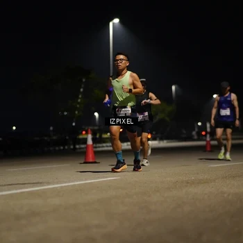 Runner Photo 7325688