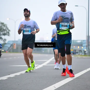 Runner Photo 7325702