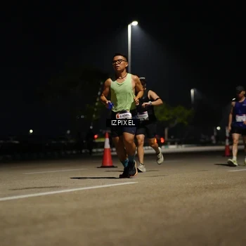Runner Photo 7325710