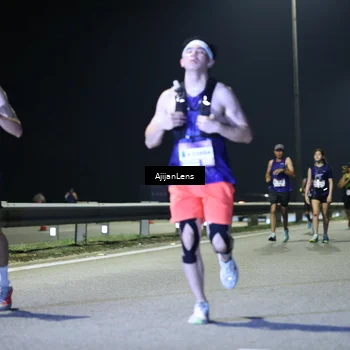 Runner Photo 7325717