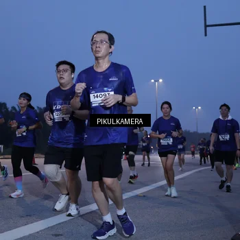 Runner Photo 7325771