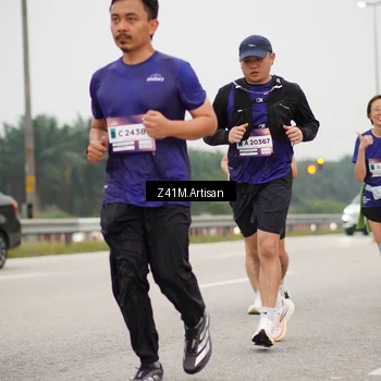 Runner Photo 7325799