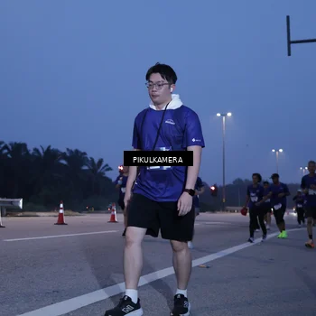 Runner Photo 7325826