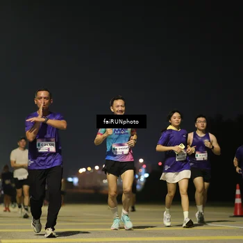 Runner Photo 7325835